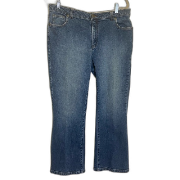 Lands’ End - High Rise Original Fit Modern Waist Boot Cut Jeans - size 12 P - Picture 1 of 7